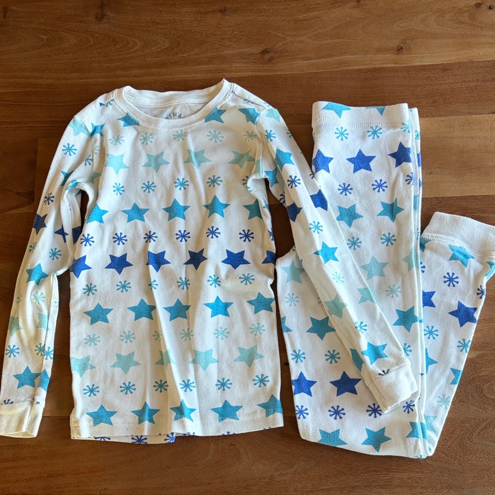 Primary Organic  Blue and White Star Pajama Set